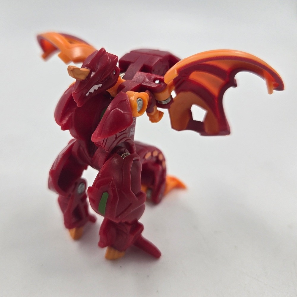 Bakugan Dragonoid Ultra B500 Red Pyrus Battle Planet